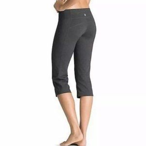 Athleta Chaturanga Purple Capri Legging Crop EUC L